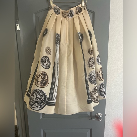 Dolce and Gabbana Beige Ancient Print Silk Organza Skirt - Picture 2 of 5